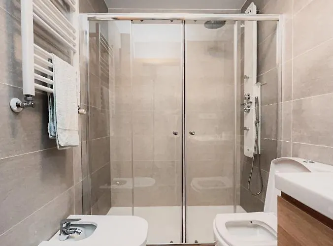 Habitación Céntrica Con Balcón