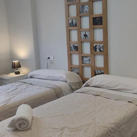 Habitacion En Vivienda Centrica بلباو